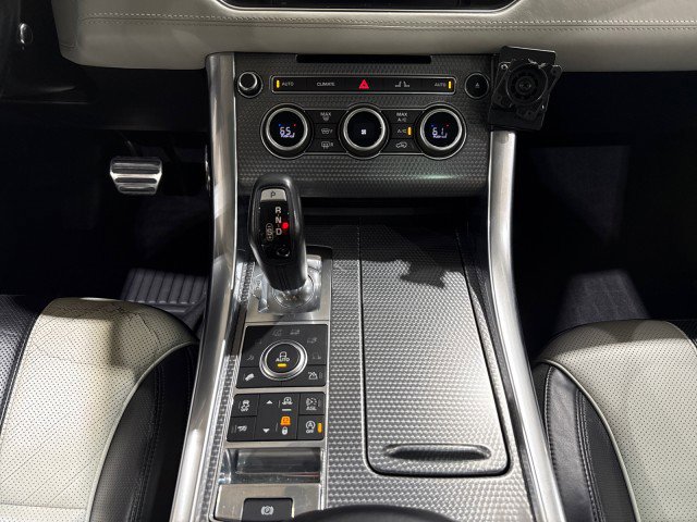 Used 2016 Land Rover Range Rover Sport SVR image 70