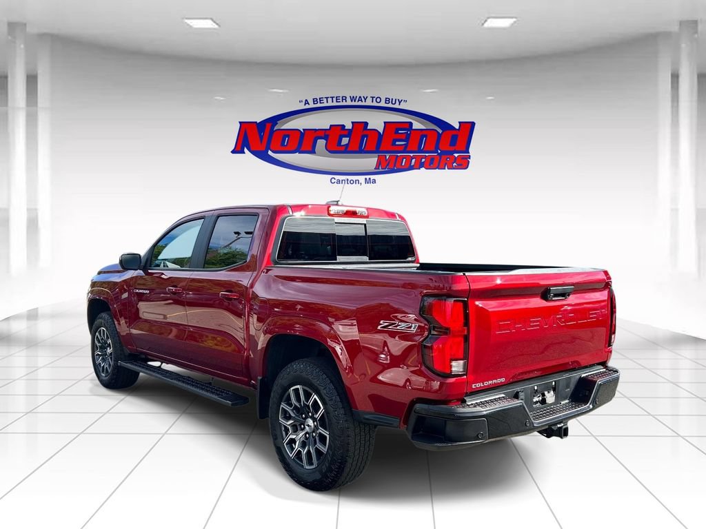 Used 2025 Chevrolet Colorado Z71 AWD/4WD image 5