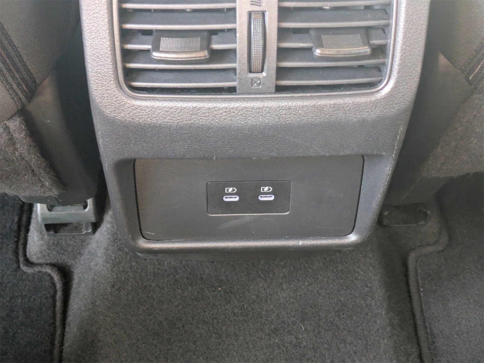 Used 2024 Nissan Rogue SV image 15