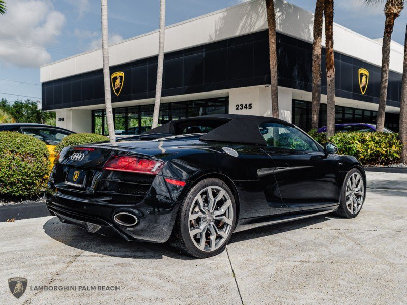 Used 2012 Audi R8 V10 AWD/4WD image 8