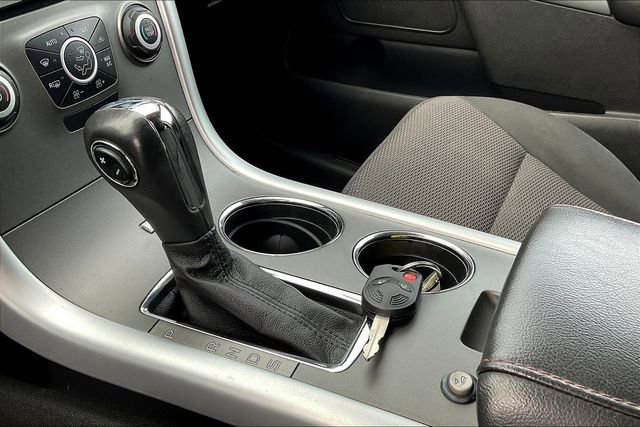 Used 2013 Ford Edge SEL image 12