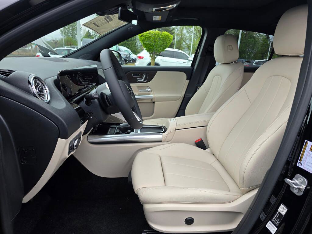 New 2026 Mercedes-Benz GLA 250 4MATIC image 13