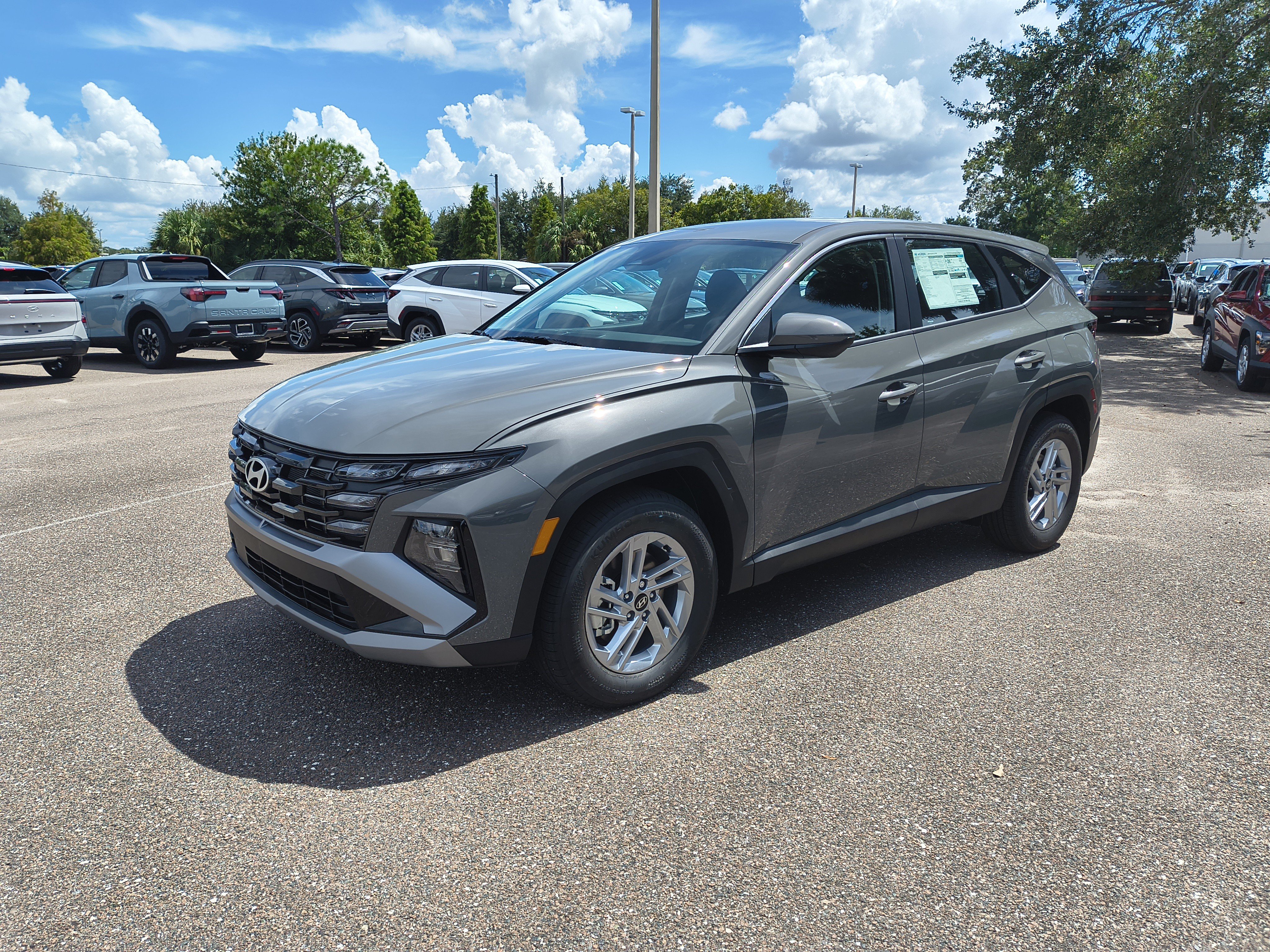 New 2026 Hyundai Tucson SE
