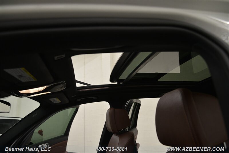 Used 2019 BMW X5 xDrive40i w/ M Sport Package AWD/4WD image 42