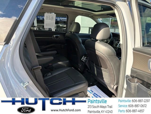 Used 2023 Kia Sorento SX AWD/4WD image 16