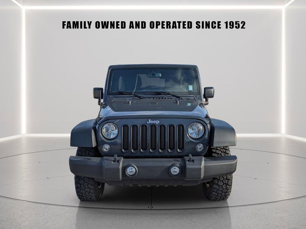 Used 2016 Jeep Wrangler Unlimited Rubicon w/ Connectivity Group AWD/4WD image 6