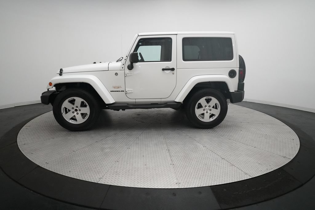 Used 2012 Jeep Wrangler Sahara w/ Connectivity Group AWD/4WD image 22
