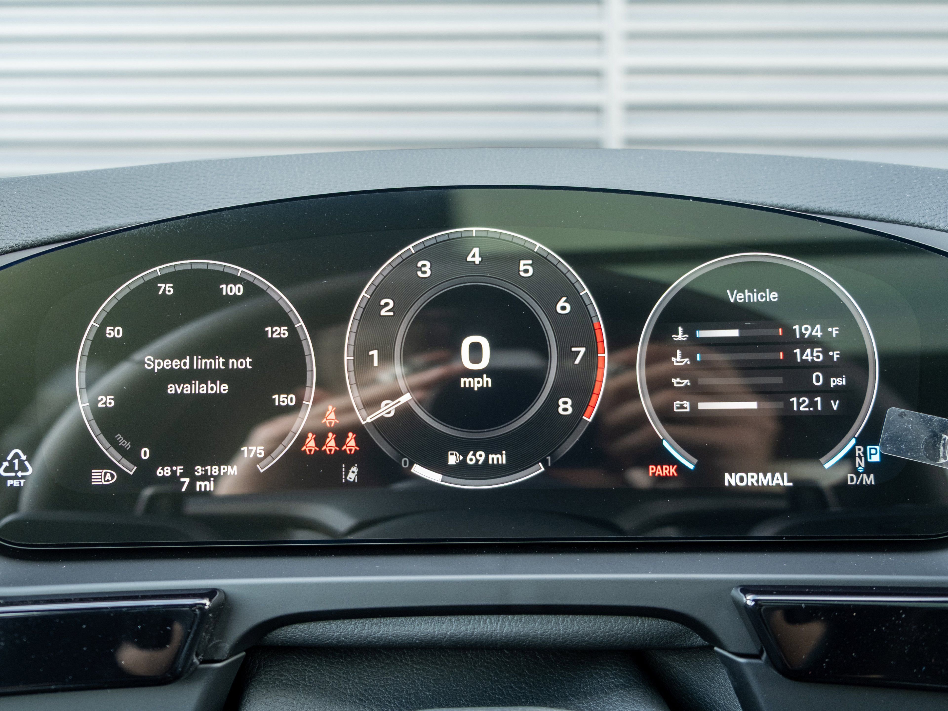 New 2026 Porsche Cayenne AWD/4WD image 25
