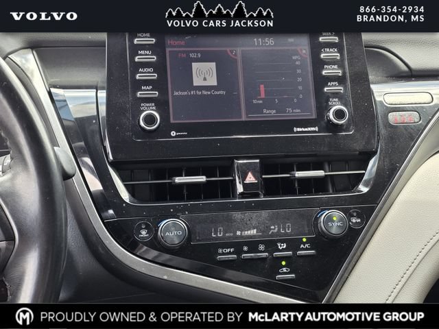 Used 2022 Toyota Camry SE FWD image 9
