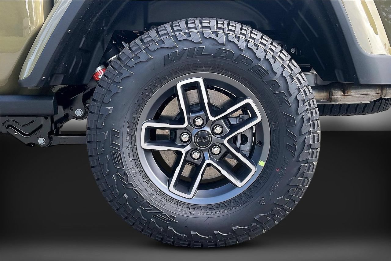 New 2026 Jeep Gladiator Mojave AWD/4WD image 33
