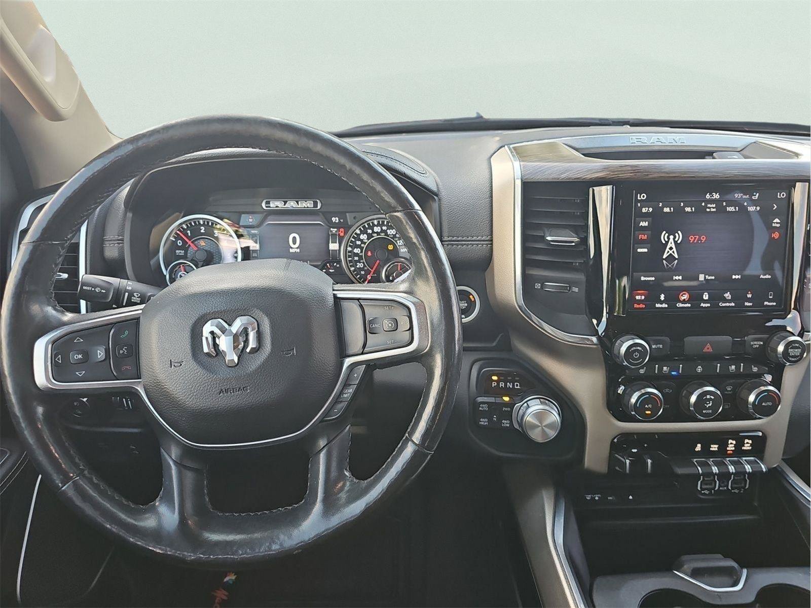 Used 2019 RAM 1500 Laramie AWD/4WD image 17