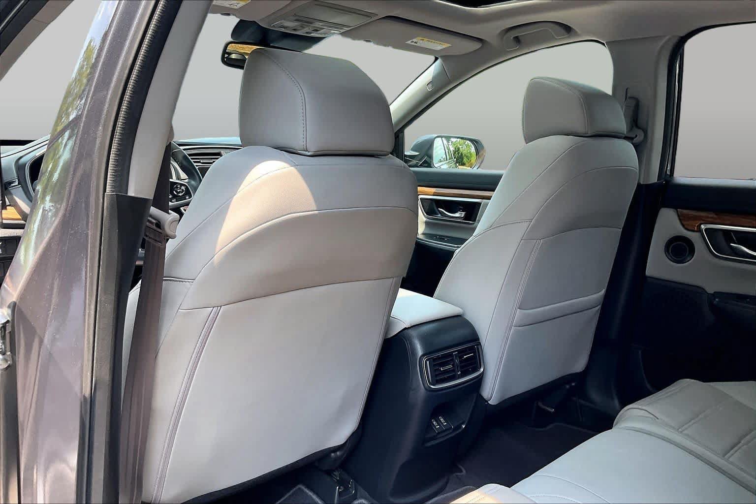 Used 2020 Honda CR-V Touring image 22