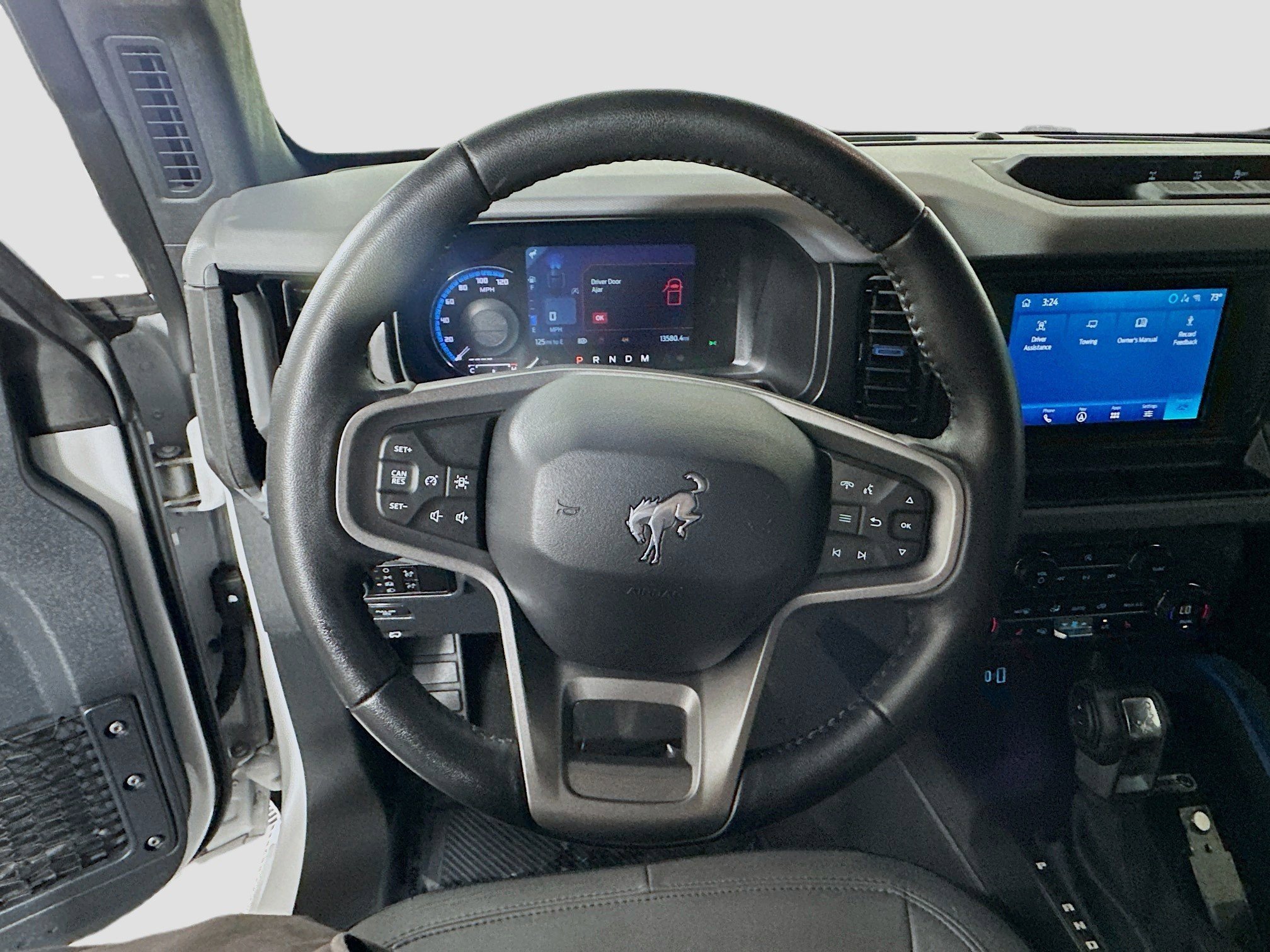 Used 2023 Ford Bronco Black Diamond image 8