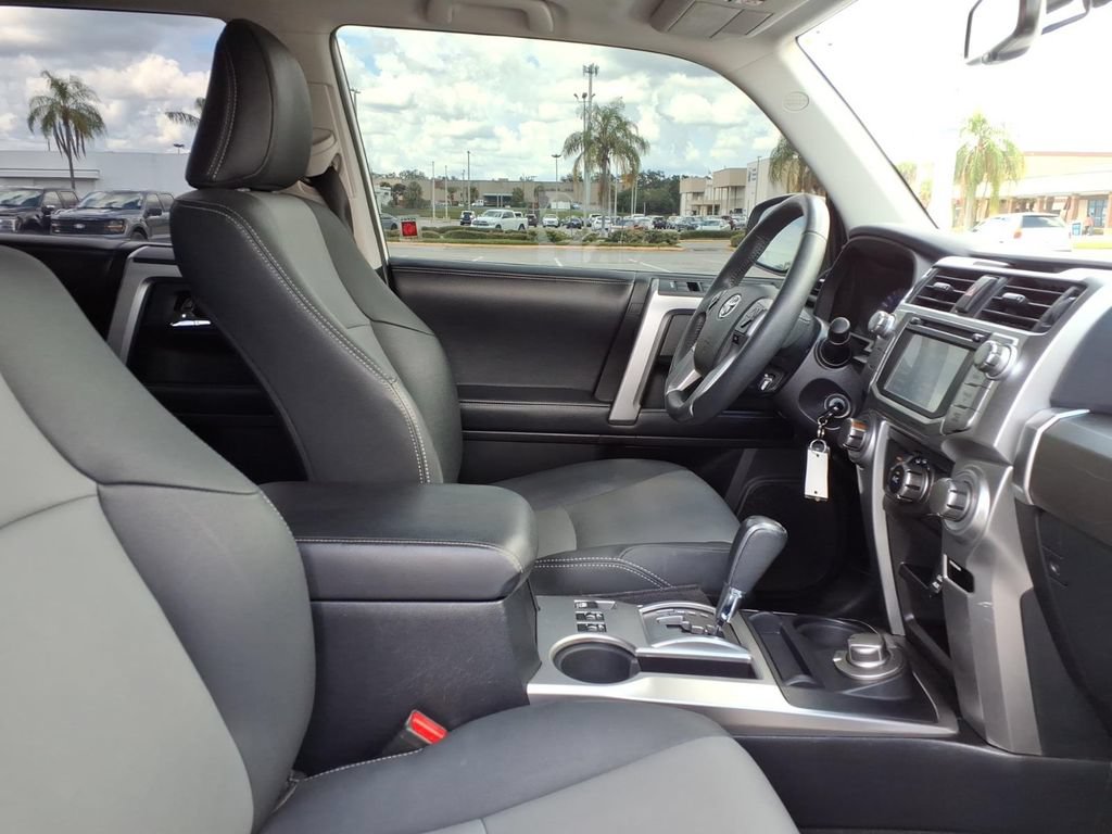 Used 2019 Toyota 4Runner SR5 Premium AWD/4WD image 12