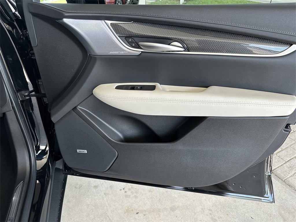 New 2025 Cadillac XT5 Sportv w/ Technology Package image 35