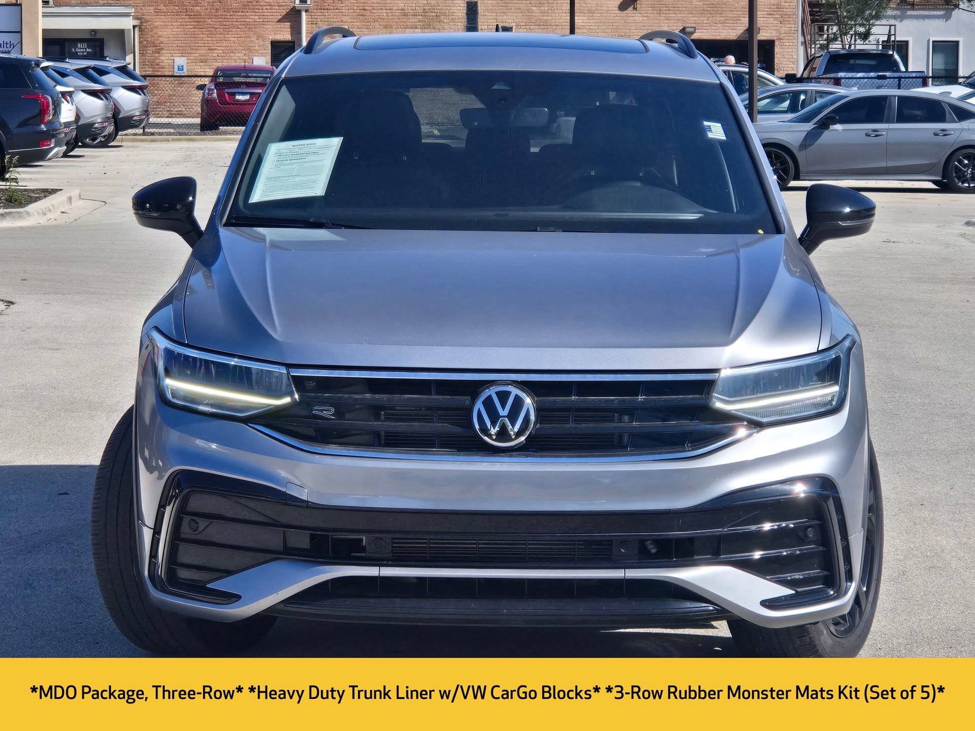 Used 2024 Volkswagen Tiguan SE R-Line w/ MDO Package, Three-Row FWD image 5