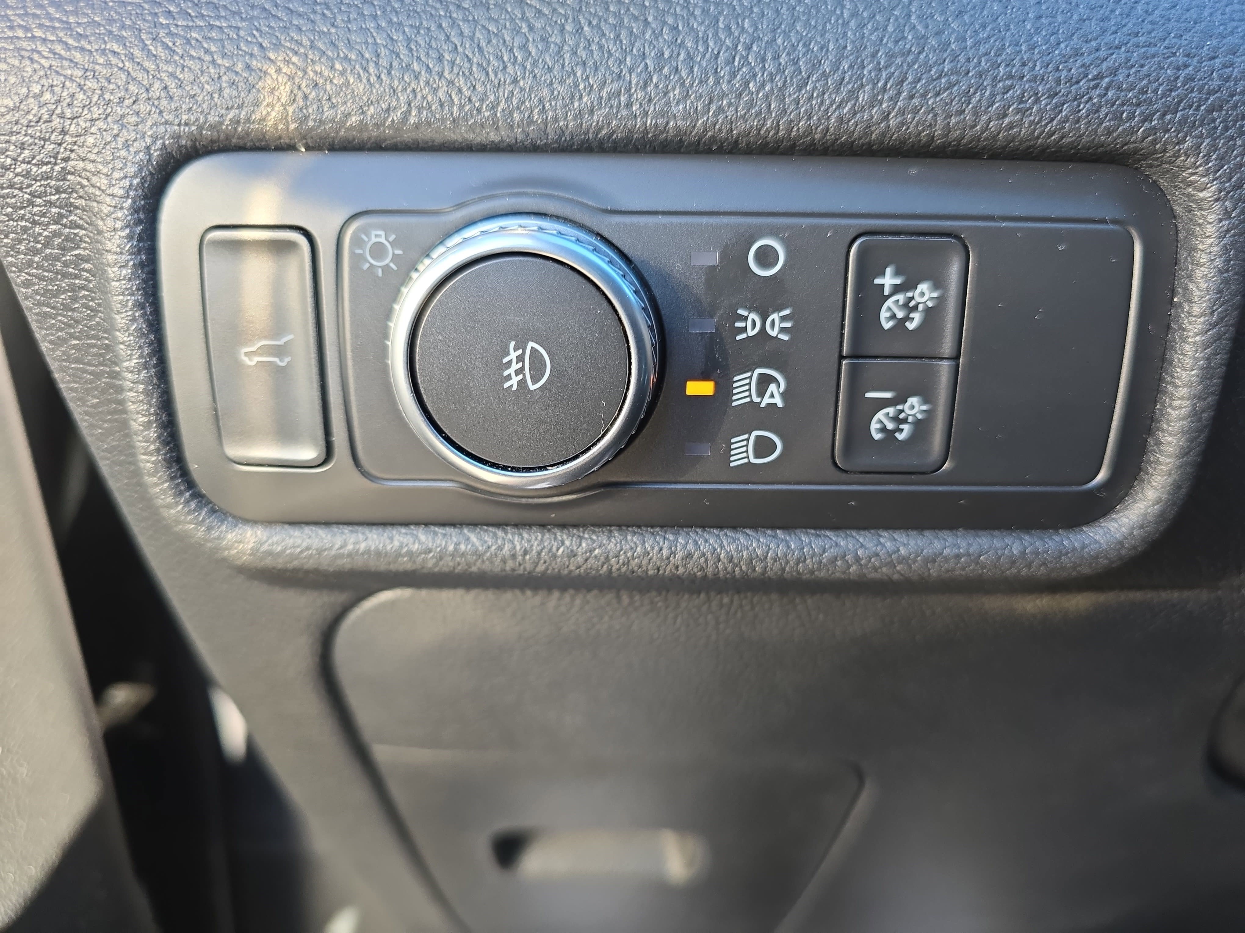 Used 2020 Ford Explorer ST w/ ST Street Pack image 25