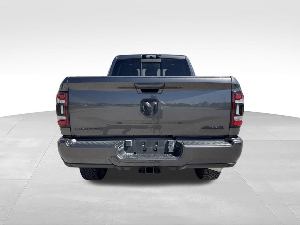 Used 2024 RAM 2500 Limited AWD/4WD image 9