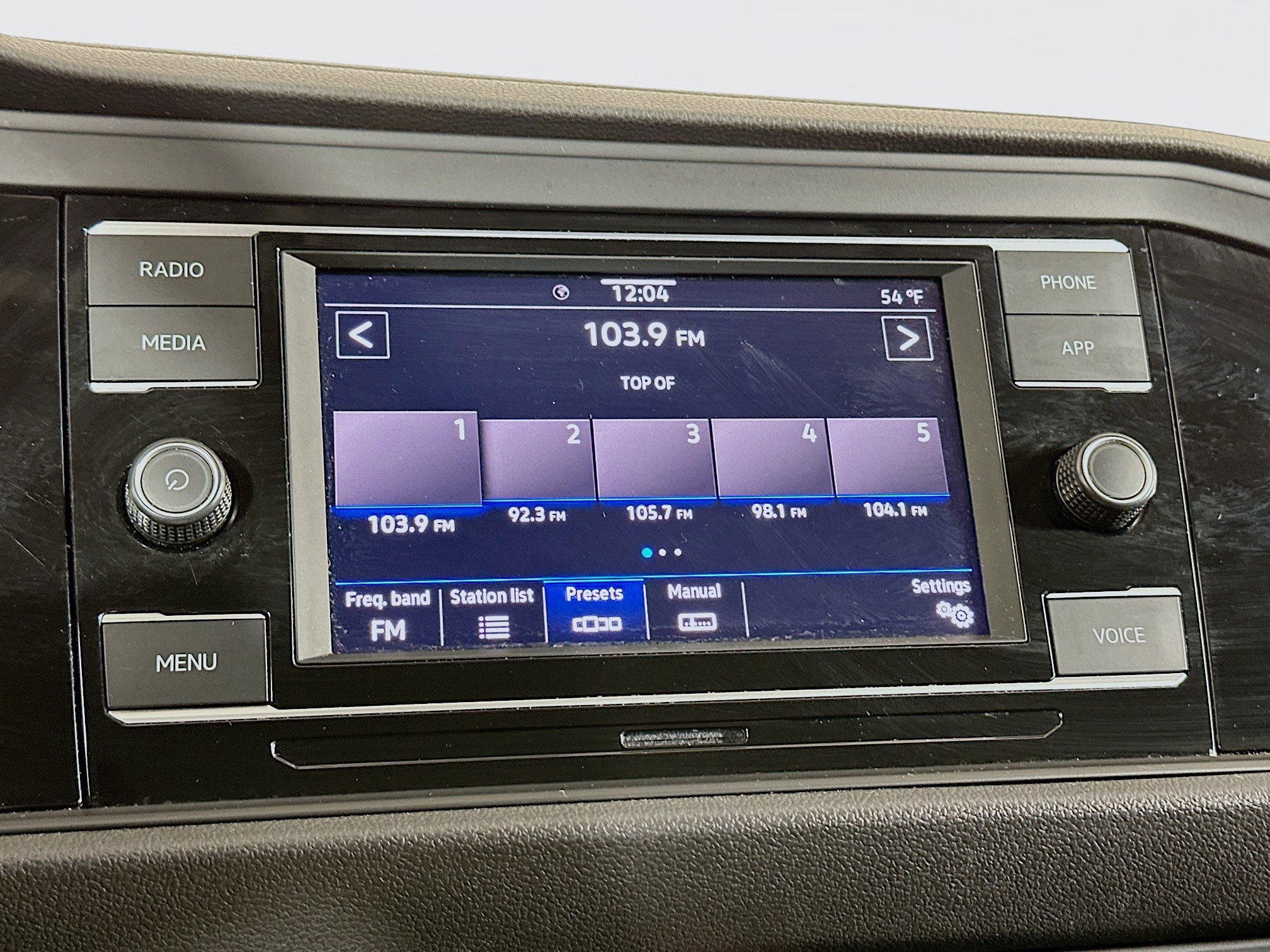 Used 2024 Volkswagen Jetta S image 21