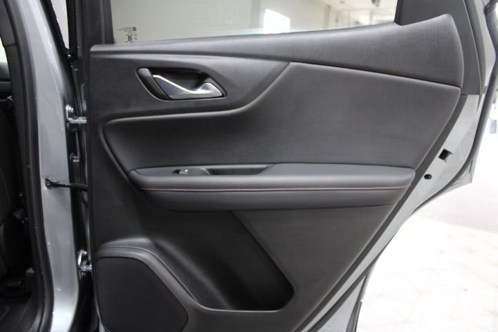 Used 2023 Chevrolet Blazer RS w/ Driver Confidence II Package AWD/4WD image 28