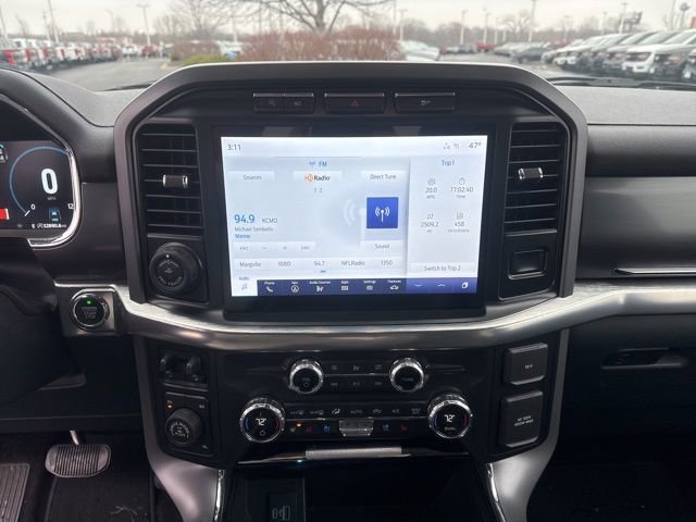 Certified 2021 Ford F150 Lariat w/ Equipment Group 502A High image 16