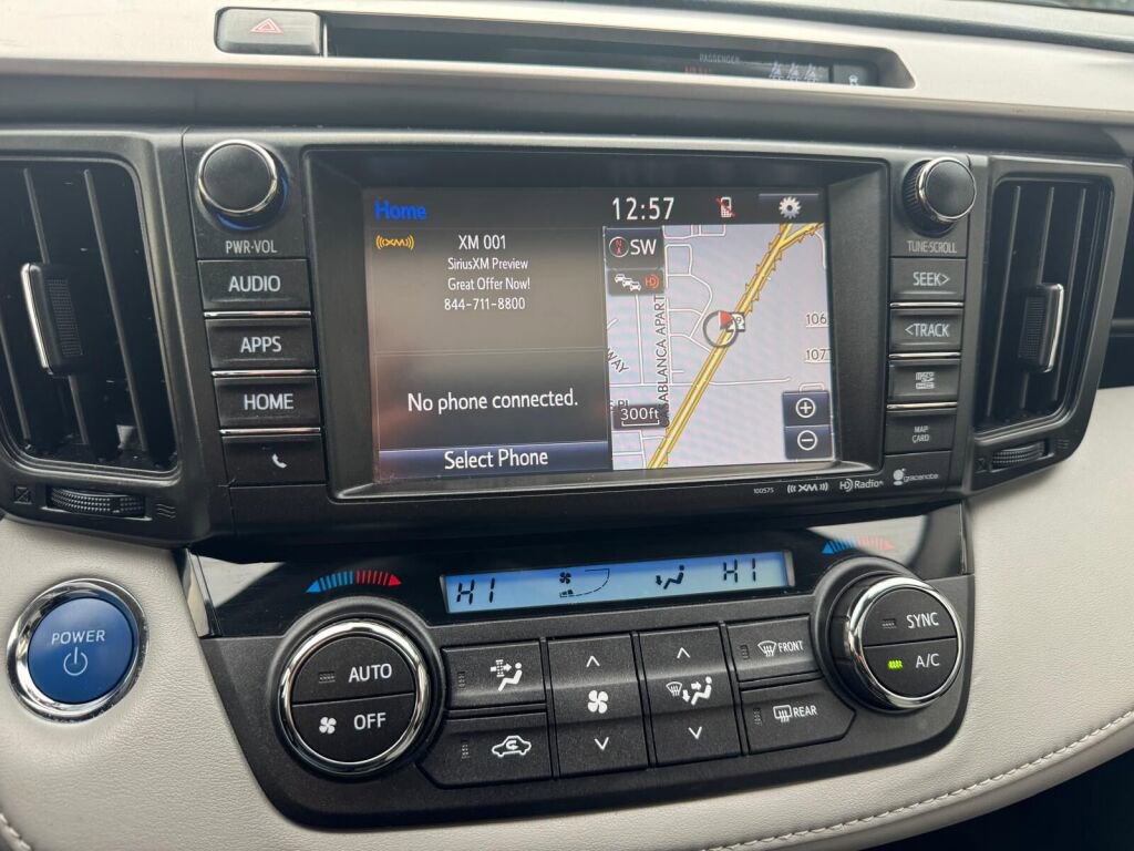 Used 2018 Toyota RAV4 XLE image 18