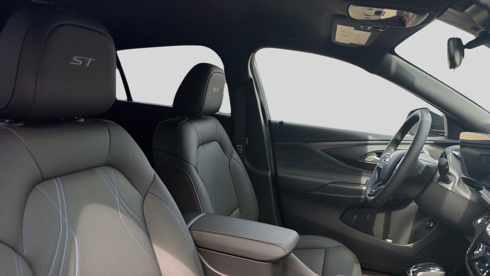 New 2026 Buick Envista Sport Touring w/ Convenience I Package FWD image 23