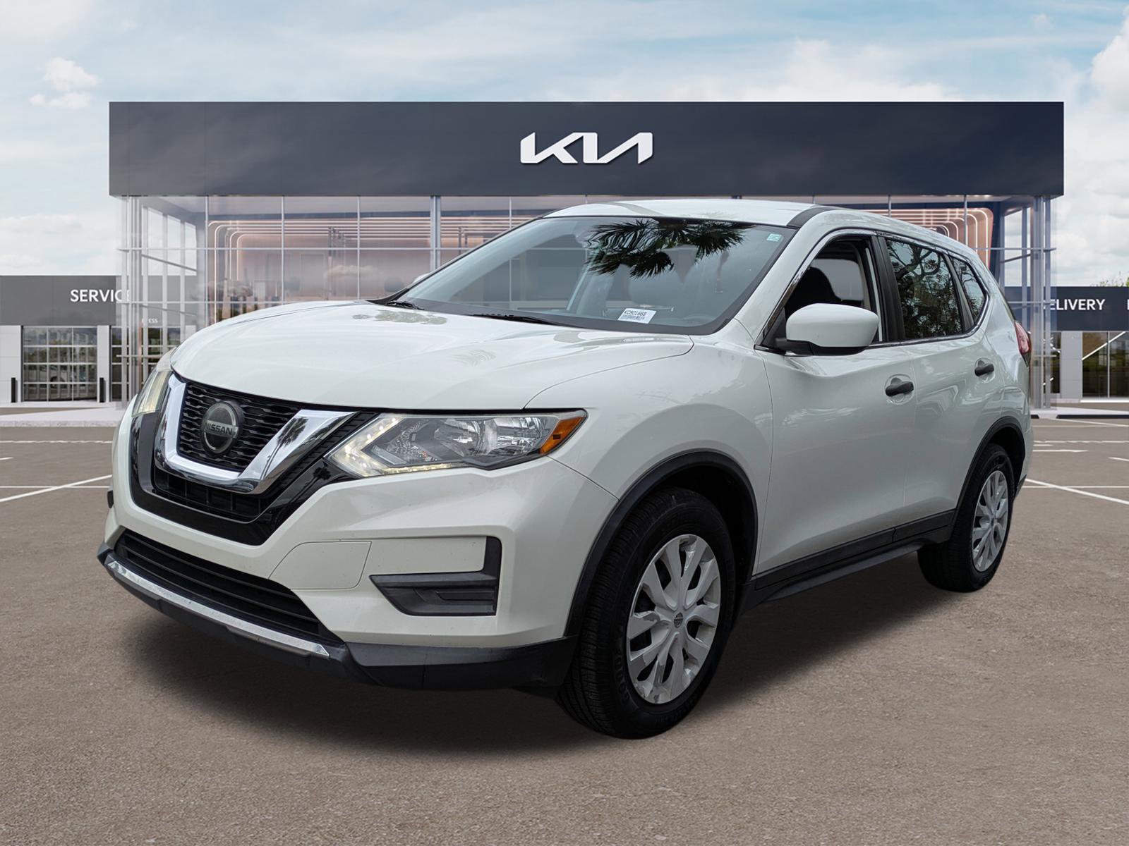 Used 2019 Nissan Rogue S image 6