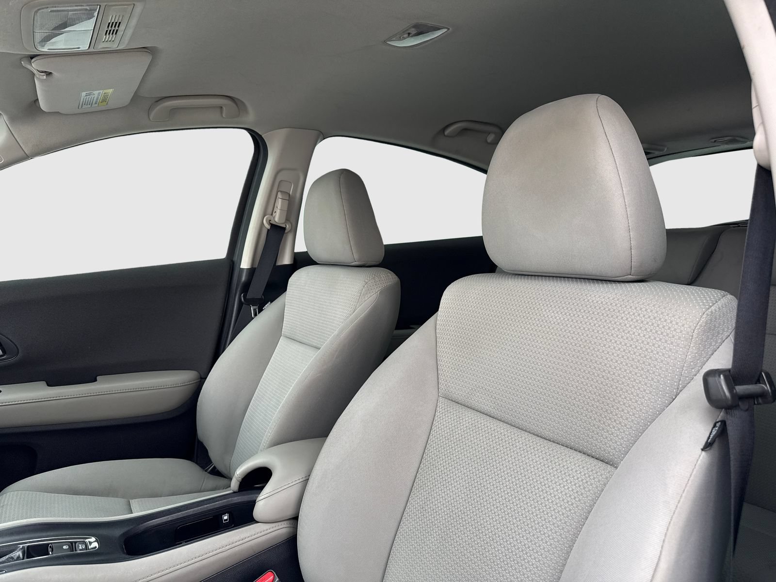 Used 2020 Honda HR-V LX image 15