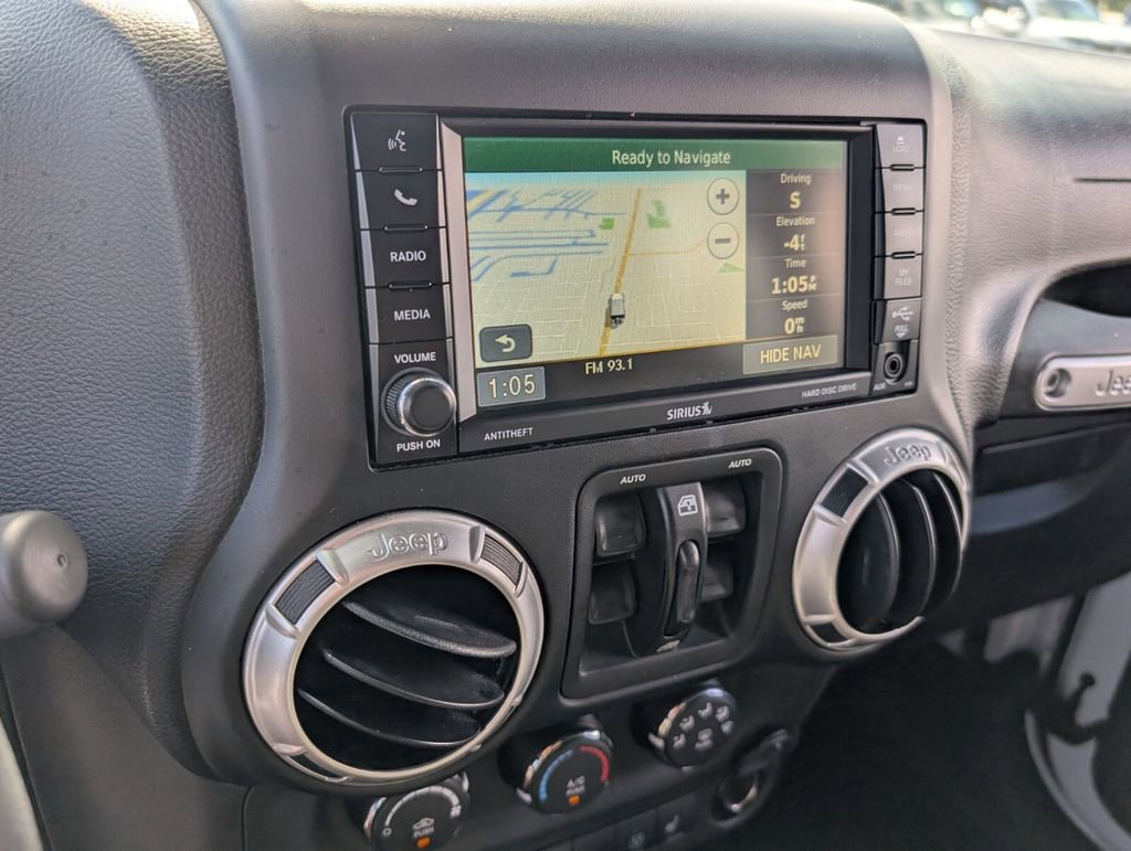 Used 2017 Jeep Wrangler Unlimited Sahara w/ Connectivity Group image 24