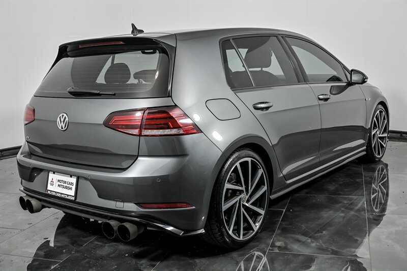 Used 2019 Volkswagen Golf 4-Door AWD/4WD image 9