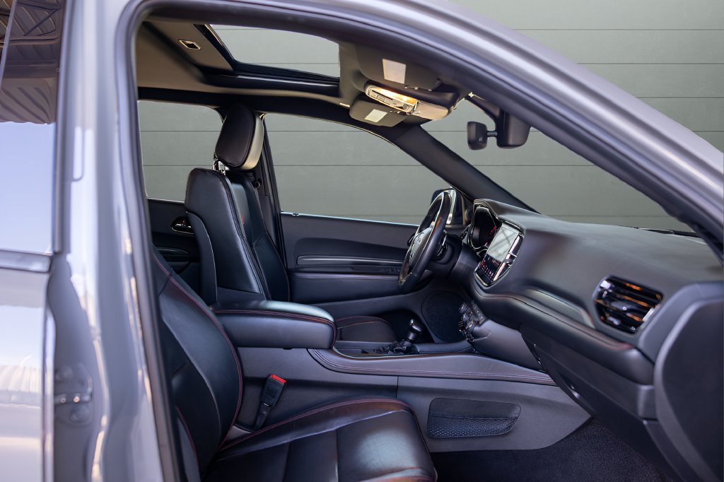 Used 2022 Dodge Durango R/T w/ Blacktop Package AWD/4WD image 79