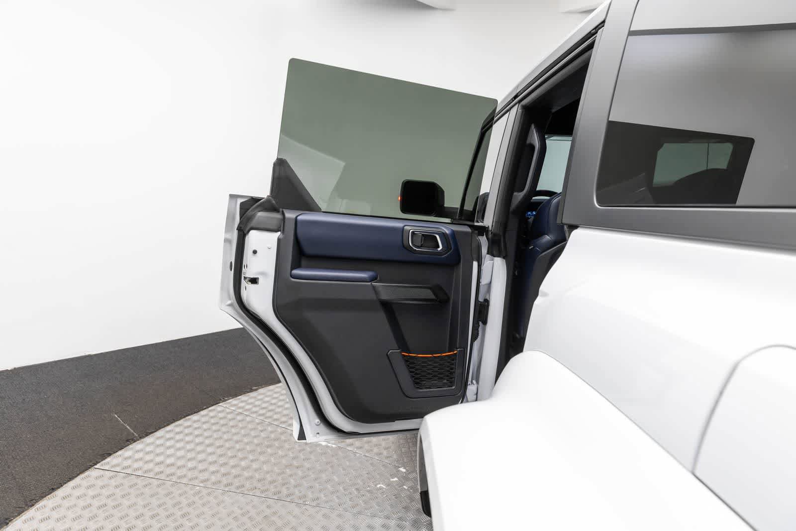Used 2025 Ford Bronco Raptor w/ Interior Carbon Fiber Pack image 36