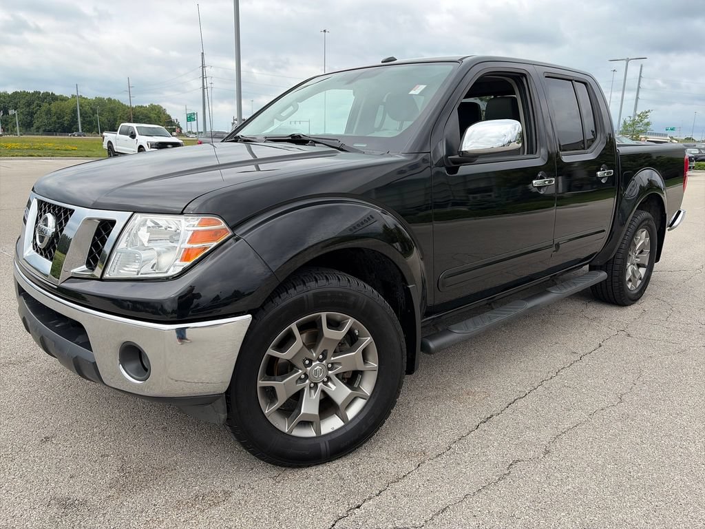 Used 2016 Nissan Frontier SL w/ Moonroof Package AWD/4WD image 3