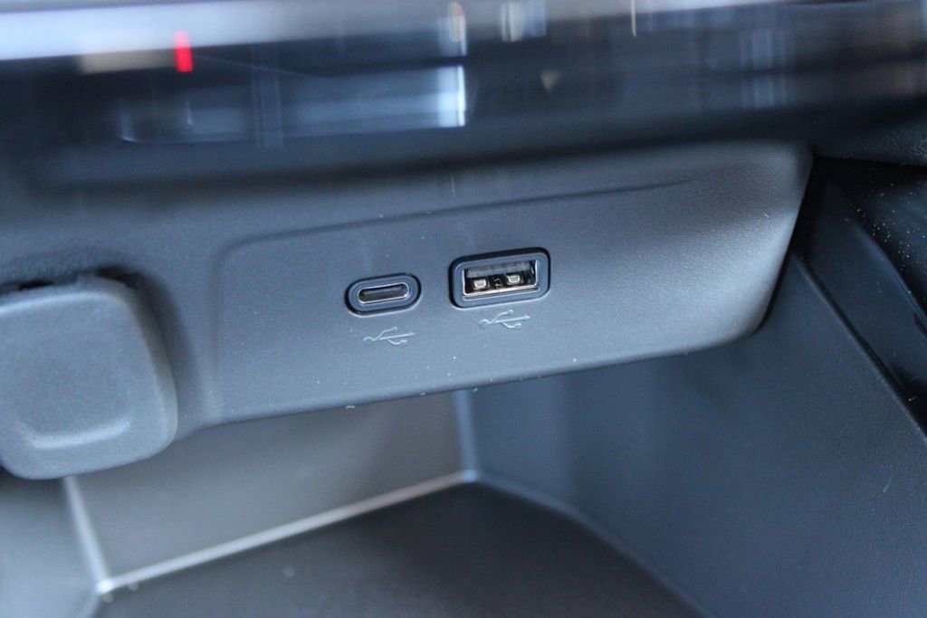 New 2026 Chevrolet Trax LT image 43