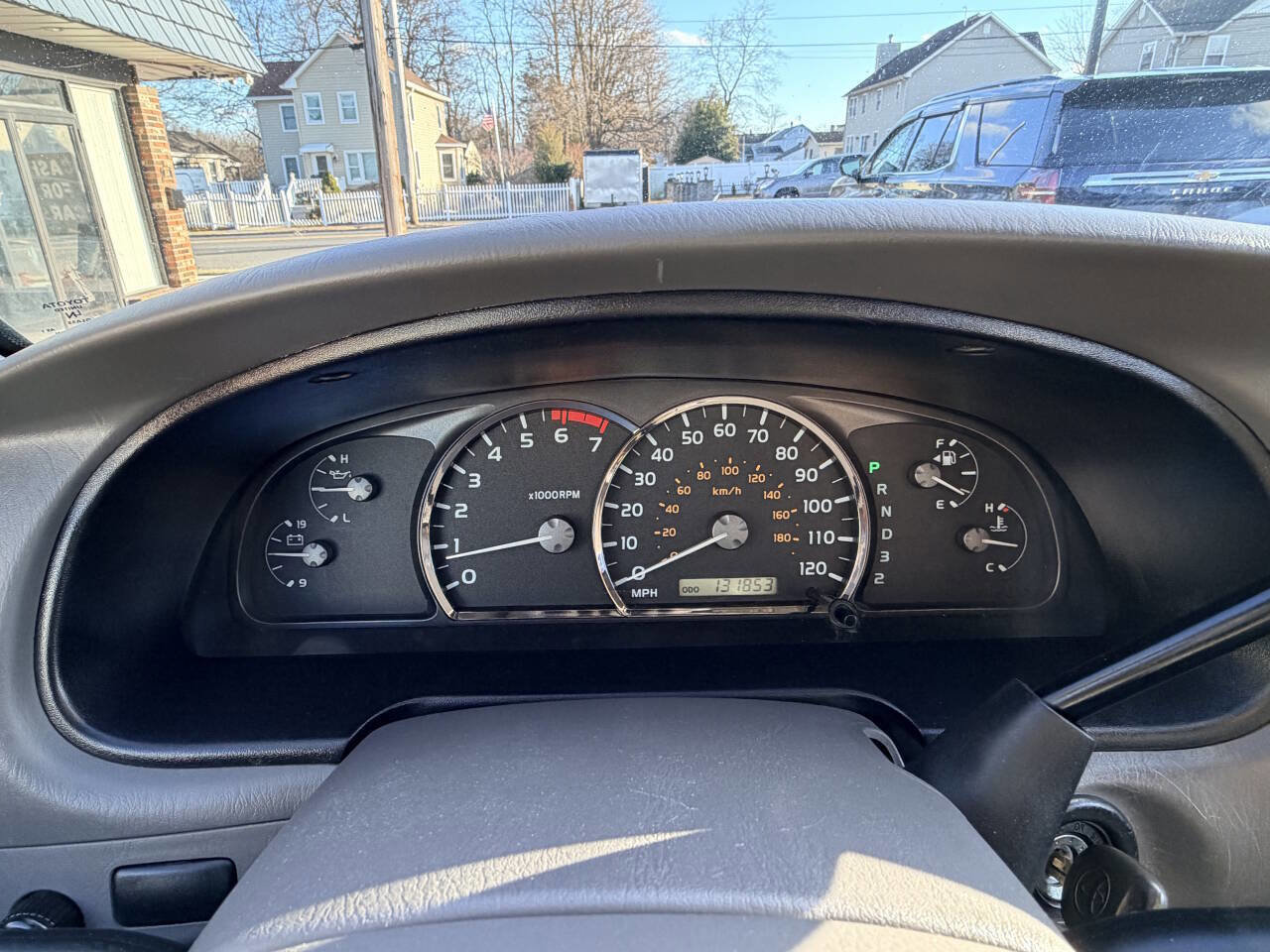 Used 2005 Toyota Sequoia SR5 image 42