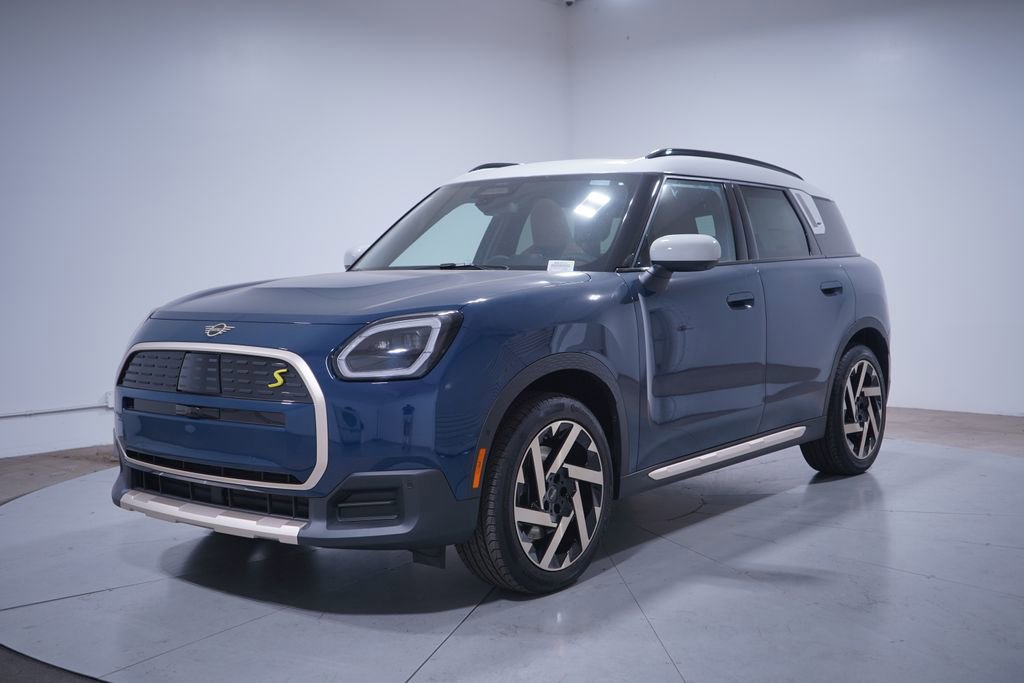 New 2025 MINI Cooper Countryman SE w/ Comfort Package Max