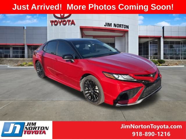 Used 2022 Toyota Camry XSE image 1