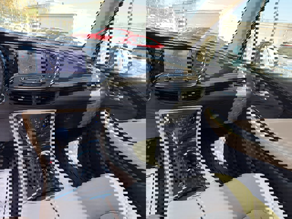 Used 2020 Buick Envision Essence w/ Experience Buick Package image 25