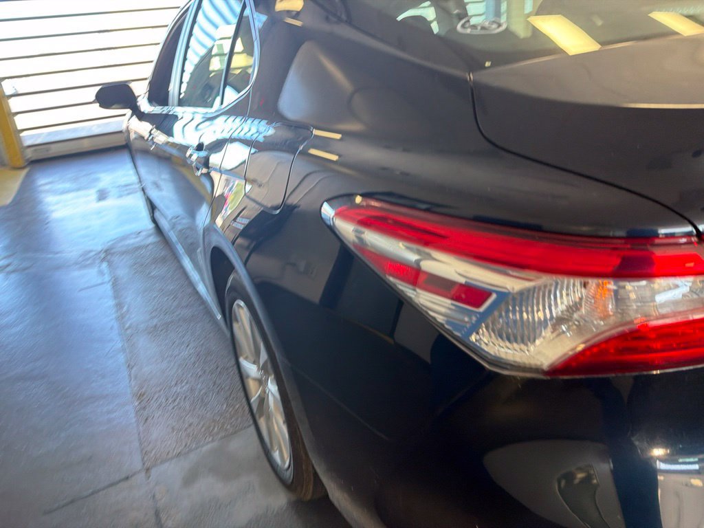 Used 2019 Toyota Camry LE FWD image 10
