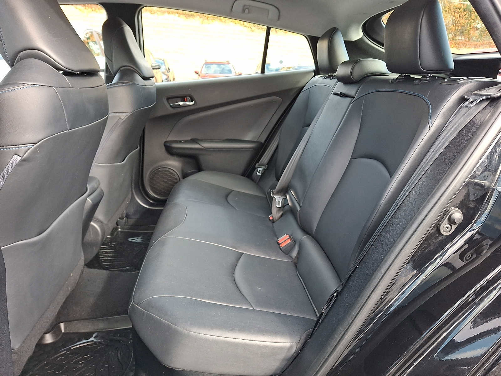 Used 2018 Toyota Prius Four Touring image 8