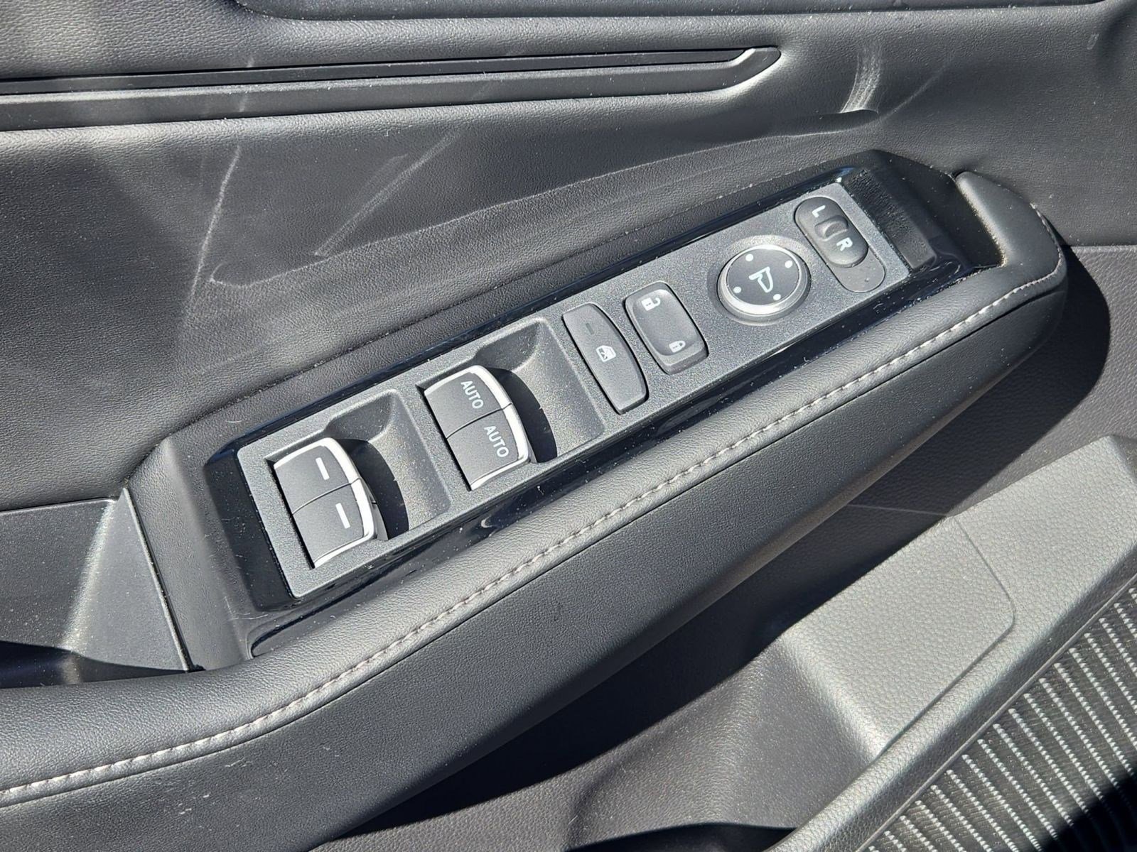 Used 2025 Honda Accord Touring image 21