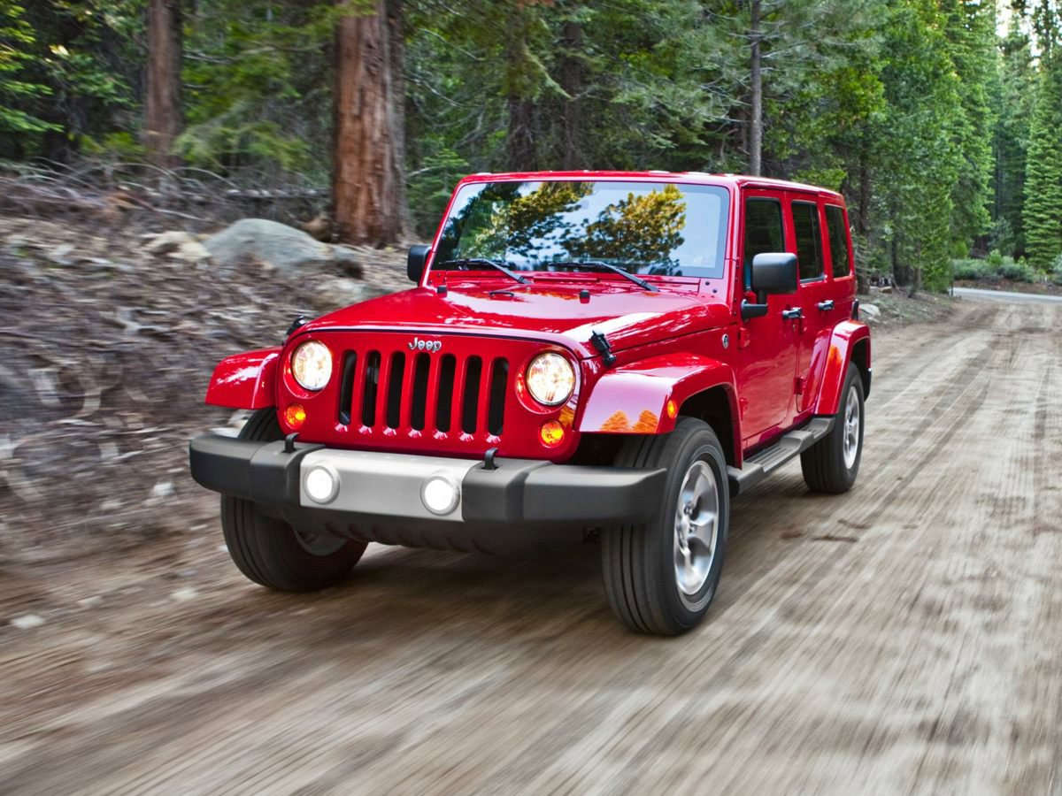Used 2013 Jeep Wrangler Unlimited Sport w/ Connectivity Group AWD/4WD image 1