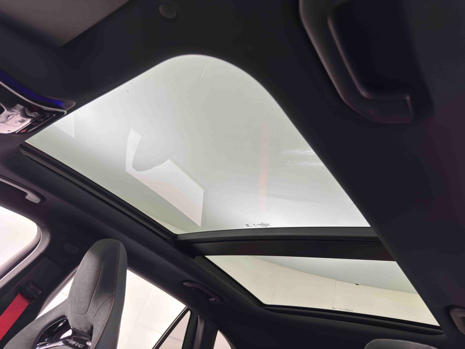 Used 2024 Mercedes-Benz GLC 43 AMG 4MATIC image 12