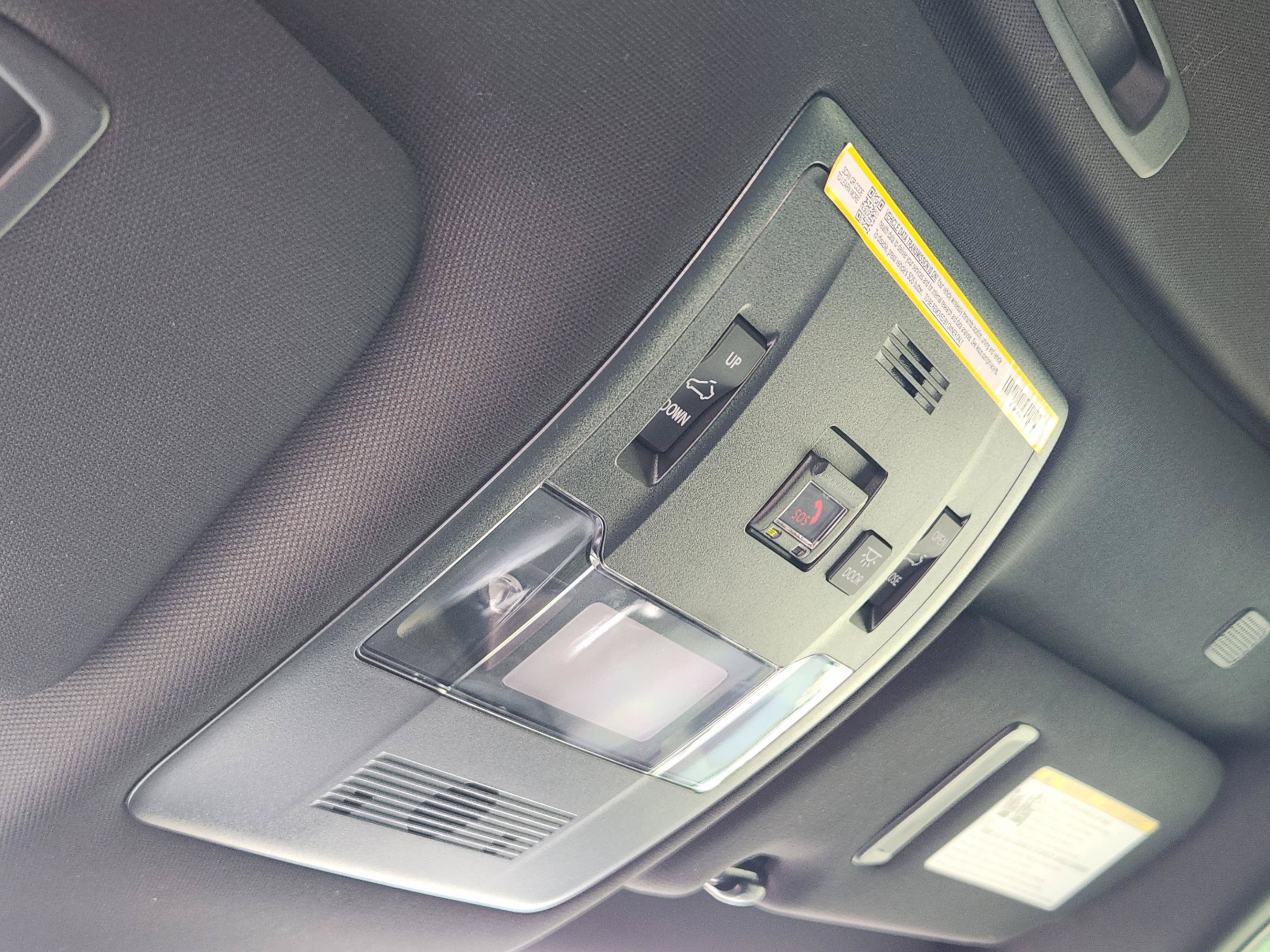 Used 2025 Lexus UX 300h FWD image 21