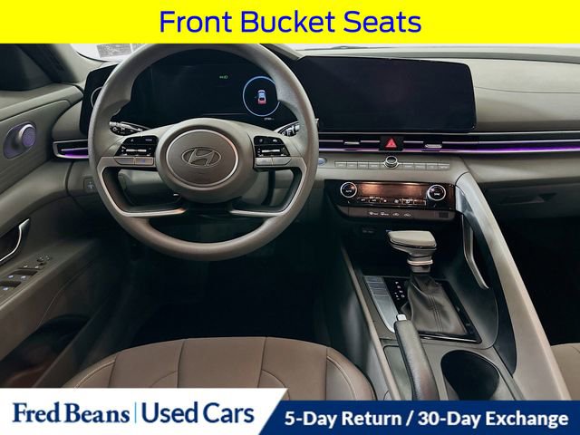 Used 2024 Hyundai Elantra SEL image 25