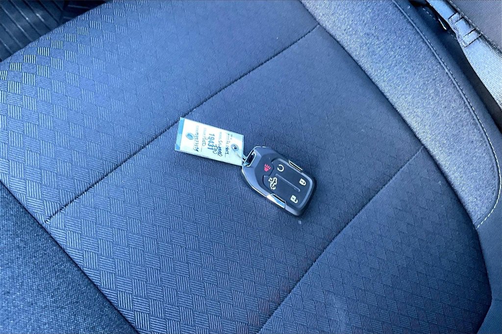 Used 2021 Chevrolet Silverado 1500 RST image 34