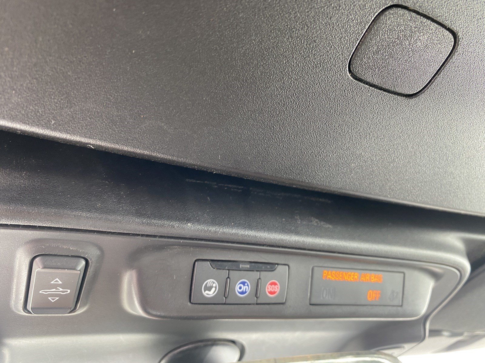 Used 2019 Chevrolet Camaro LT RWD image 15