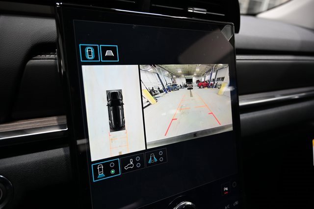 New 2026 GMC Terrain Denali w/ LPO, Black Badging Package image 16