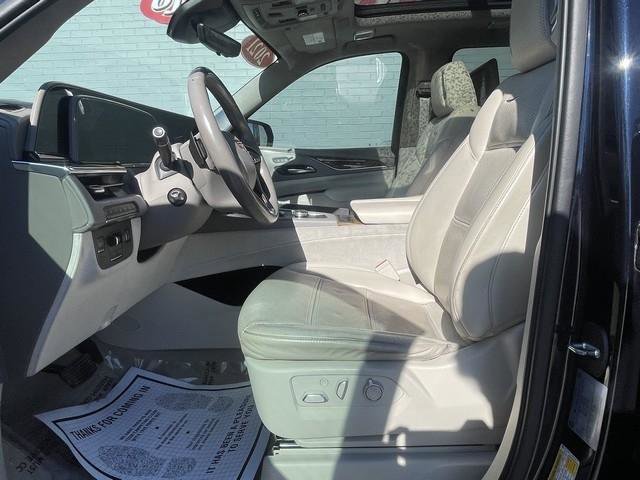 Used 2021 Cadillac Escalade ESV Premium Luxury Platinum image 12
